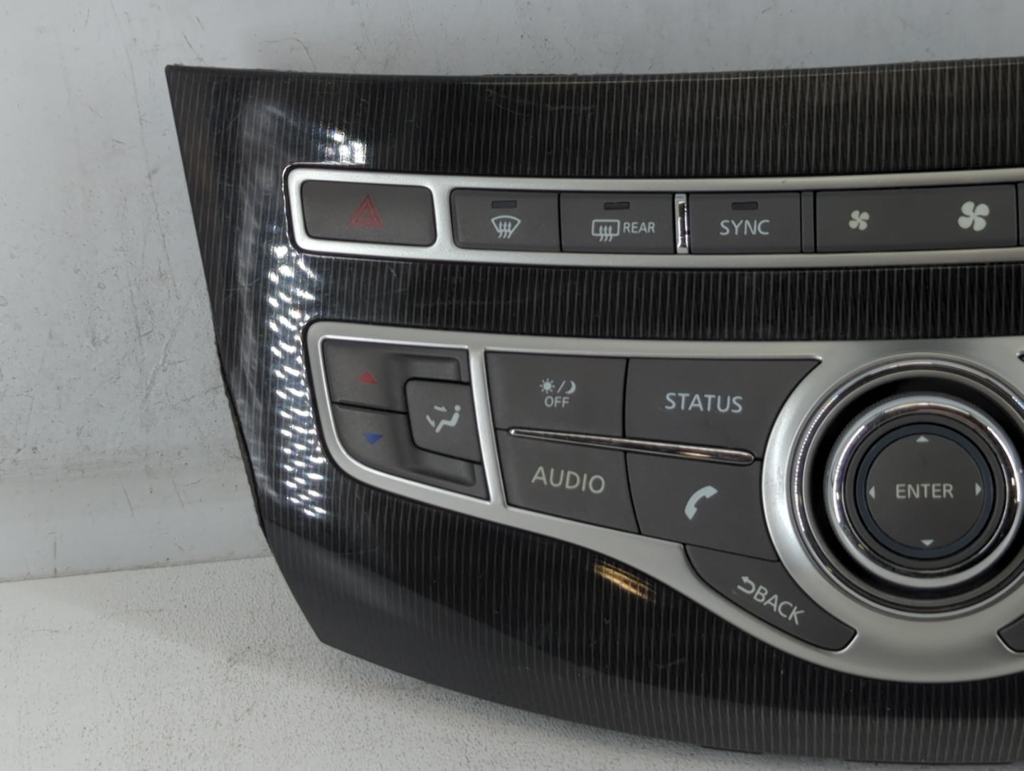 Infiniti Qx60 Am Fm Cd Player Radio Receiver - Oemusedautoparts1.com