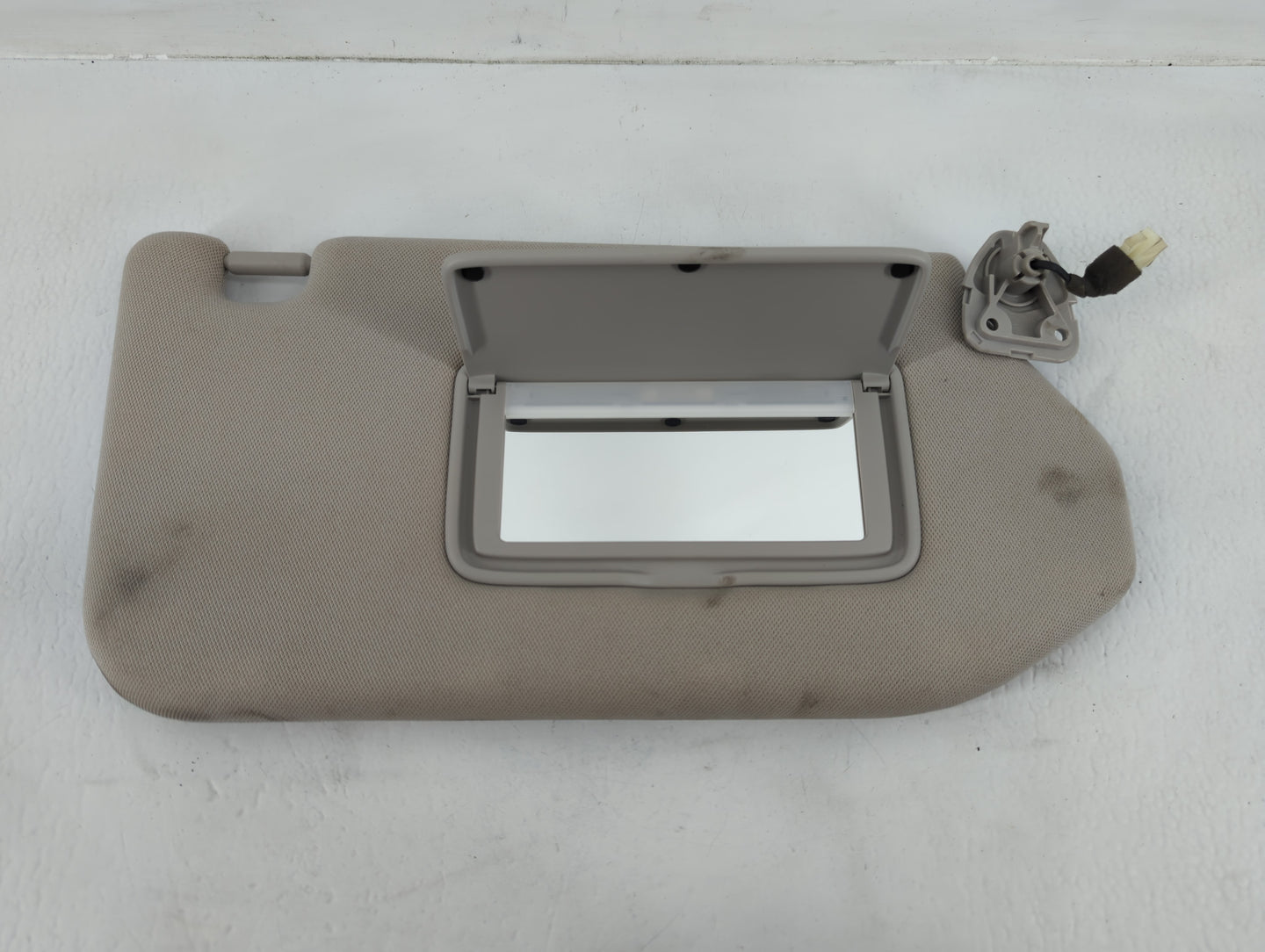 2019-2020 Infiniti Qx60 Sun Visor Shade Replacement Passenger Right Mirror Fits Fits 2019 2020 OEM Used Auto Parts - Oemused