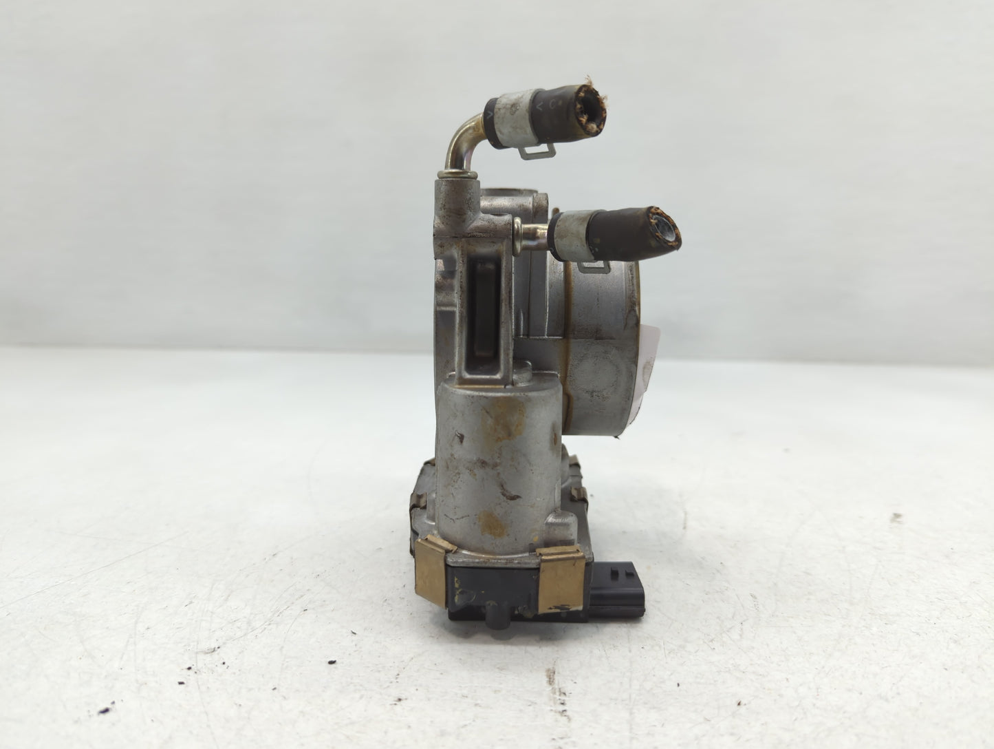 2017-2020 Infiniti Qx60 Throttle Body P/N:RME75-50 Fits Fits 2016 2017 2018 2019 2020 OEM Used Auto Parts - Oemusedautoparts
