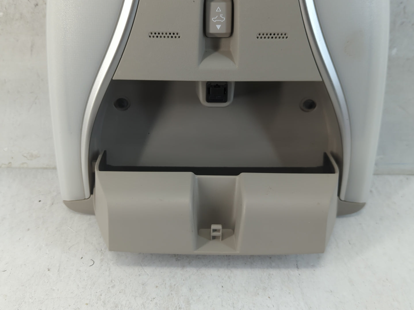 2019 Infiniti Qx60 Overhead Roof Console - Oemusedautoparts1.com