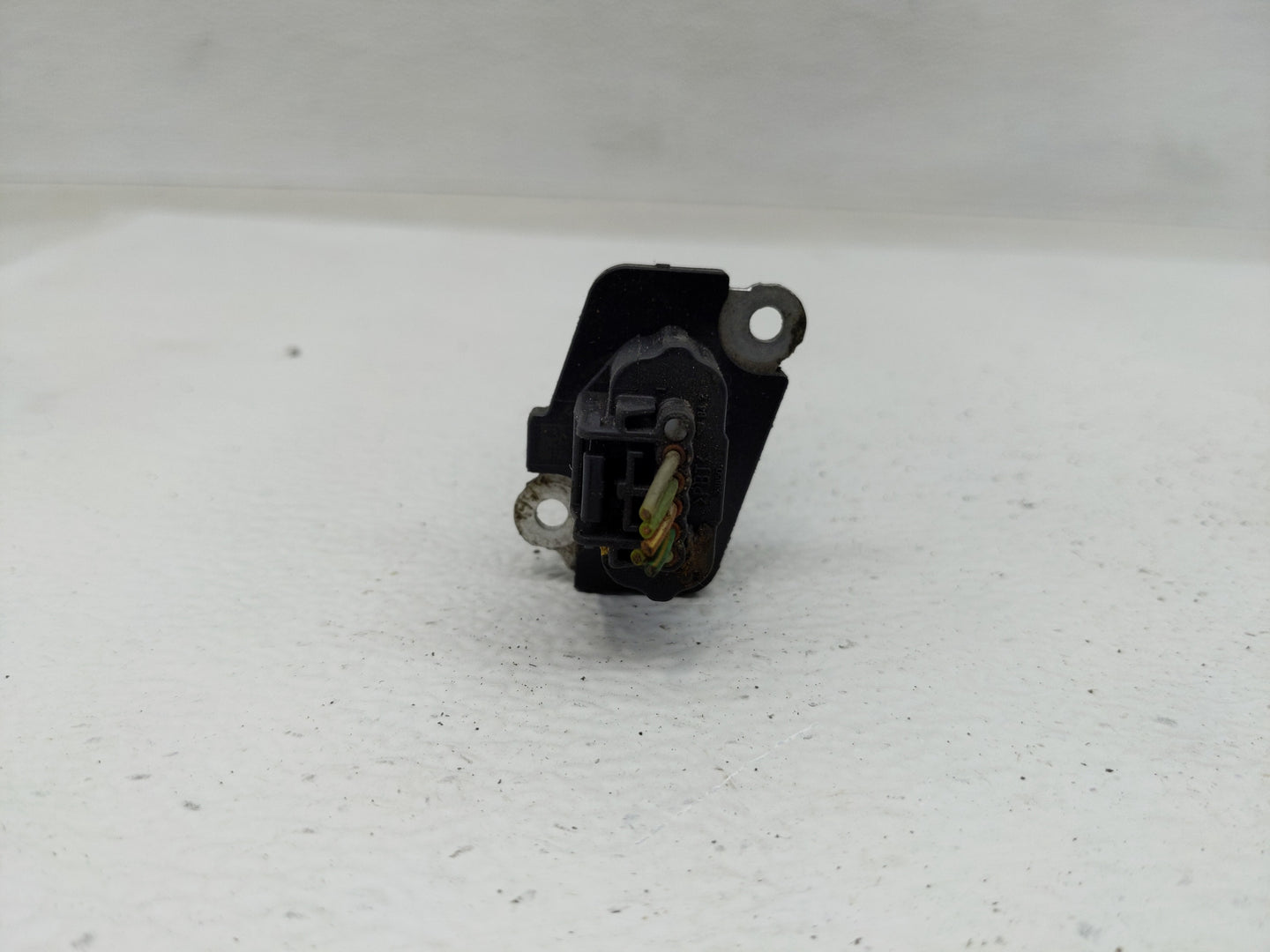 2014-2019 Infiniti Qx80 Mass Air Flow Meter Maf - Oemusedautoparts1.com
