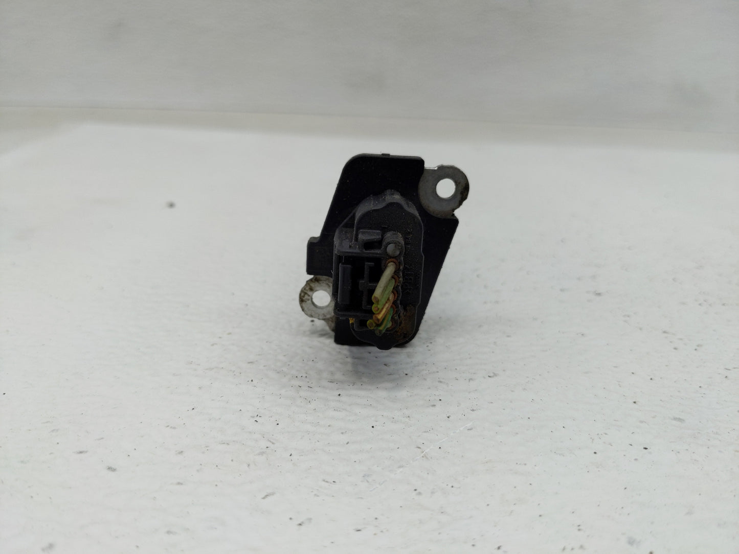 2014-2019 Infiniti Qx80 Mass Air Flow Meter Maf - Oemusedautoparts1.com