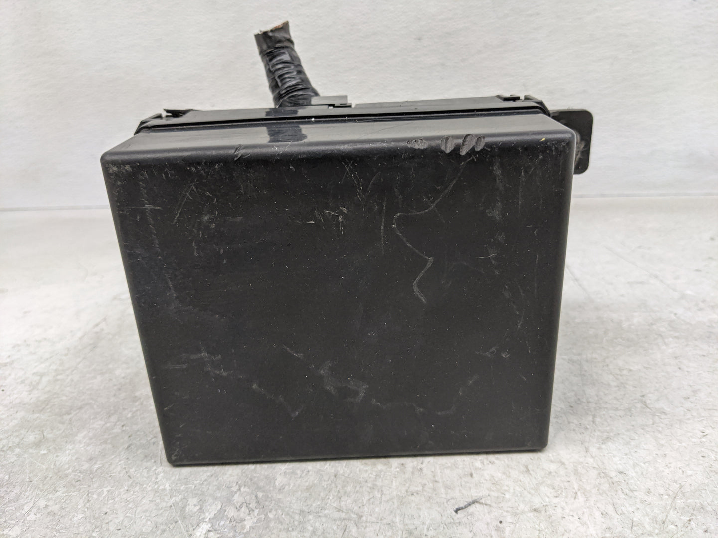 2014-2019 Infiniti Qx80 Fusebox Fuse Box Panel Relay Module P/N:24382 5ZM0A Fits Fits 2013 2014 2015 2016 2017 2018 2019 OEM