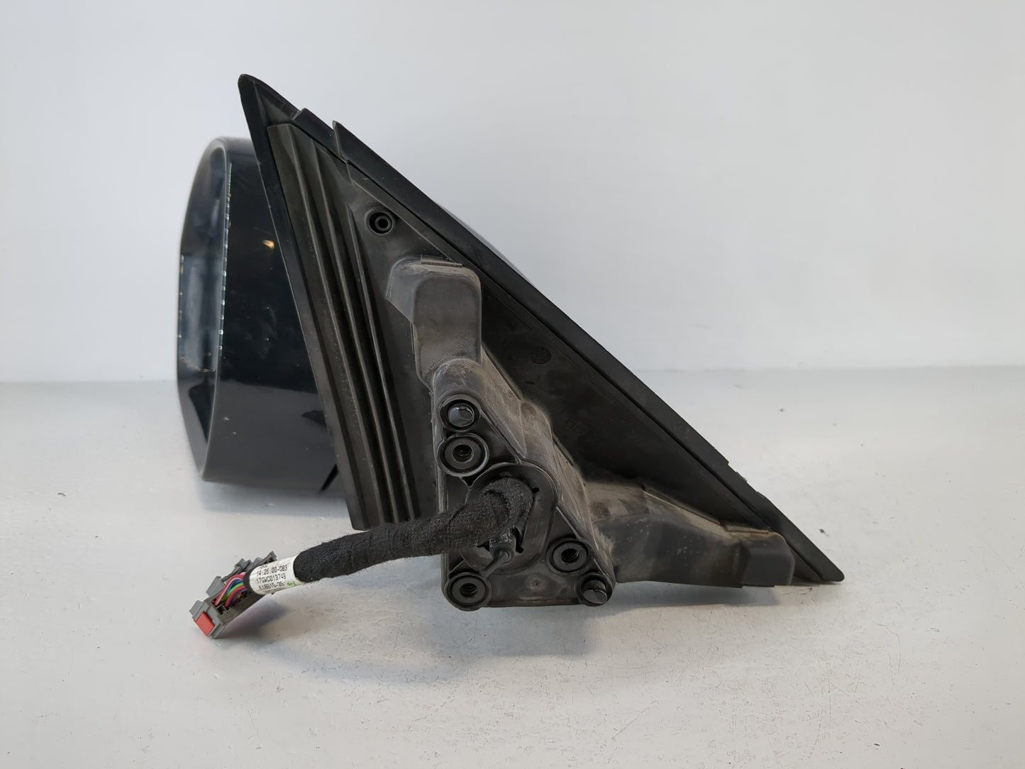 2018-2019 Jaguar E-Pace Side Mirror Replacement Driver Left View Door Mirror P/N:K18B15-25 Fits Fits 2018 2019 OEM Used Auto