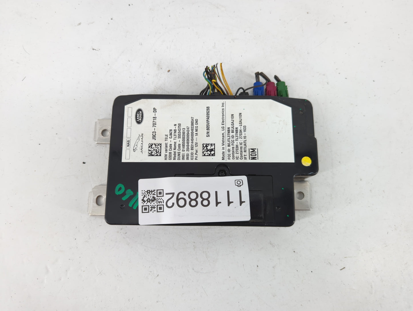 2018-2019 Jaguar E-Pace Radio AM FM Cd Player Receiver Replacement P/N:J9C3-70718-DP Fits Fits 2018 2019 OEM Used Auto Parts