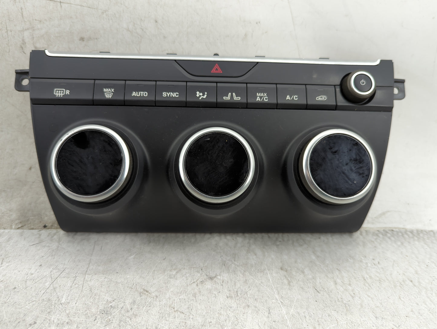 2018-2019 Jaguar E-Pace Climate Control Module Temperature AC/Heater Replacement P/N:J9C3-14C239-AC Fits Fits 2018 2019 OEM 