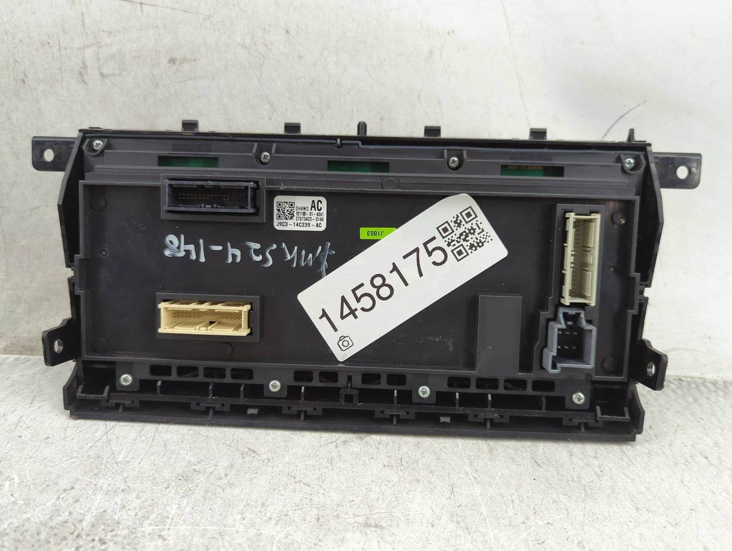 2018-2019 Jaguar E-Pace Climate Control Module Temperature AC/Heater Replacement P/N:J9C3-14C239-AC Fits Fits 2018 2019 OEM 