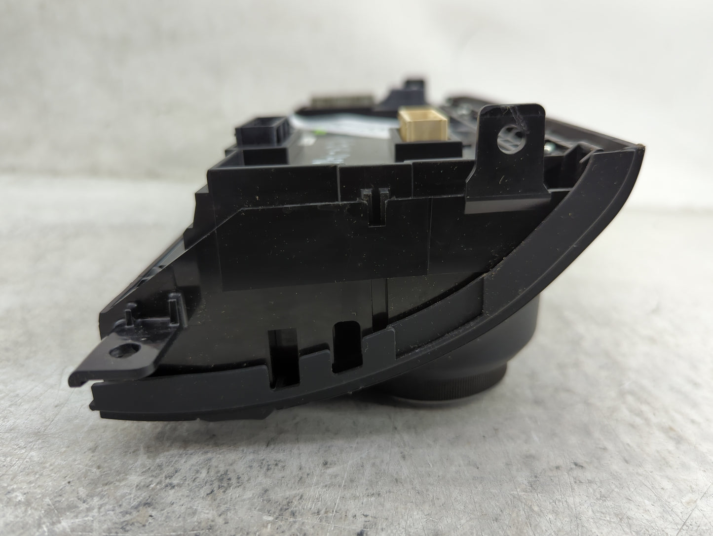 2018-2019 Jaguar E-Pace Climate Control Module Temperature AC/Heater Replacement P/N:J9C3-14C239-AC Fits Fits 2018 2019 OEM 