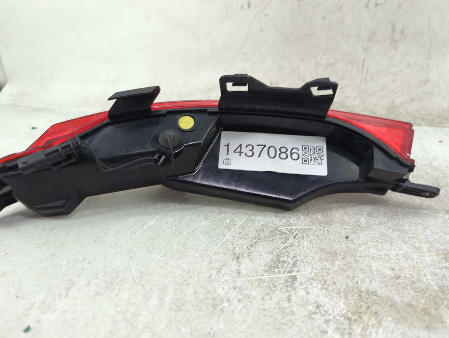 2017-2020 Jaguar F-Pace Tail Light Assembly Driver Left OEM Fits Fits 2014 2015 2016 2017 2018 2019 2020 OEM Used Auto Parts
