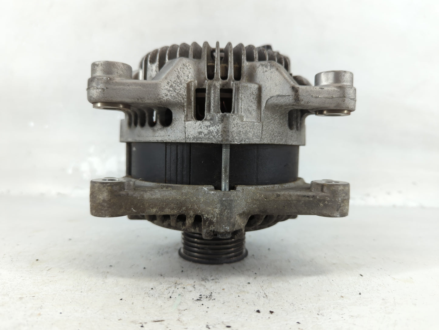 2018-2020 Jaguar F-Pace Alternator Replacement Generator Charging Assembly Engine OEM P/N:GX73-10300-BF Fits OEM Used Auto P