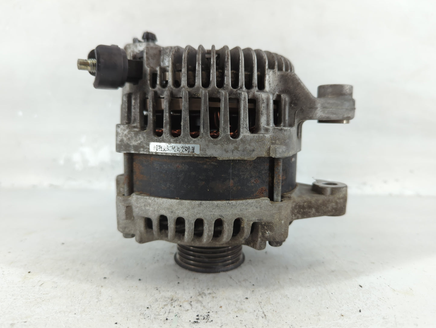 2018-2020 Jaguar F-Pace Alternator Replacement Generator Charging Assembly Engine OEM P/N:GX73-10300-BF Fits OEM Used Auto P