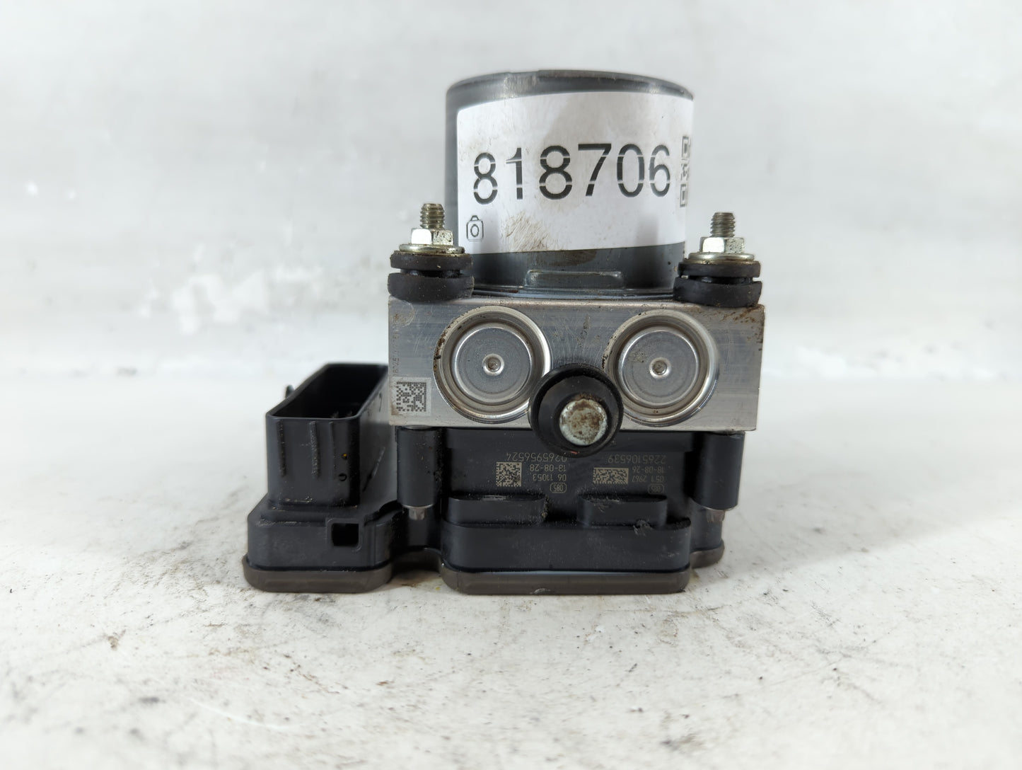 2018-2019 Jaguar F-Pace ABS Pump Control Module Replacement P/N:KK83-14F447-GB Fits Fits 2018 2019 OEM Used Auto Parts - Oem