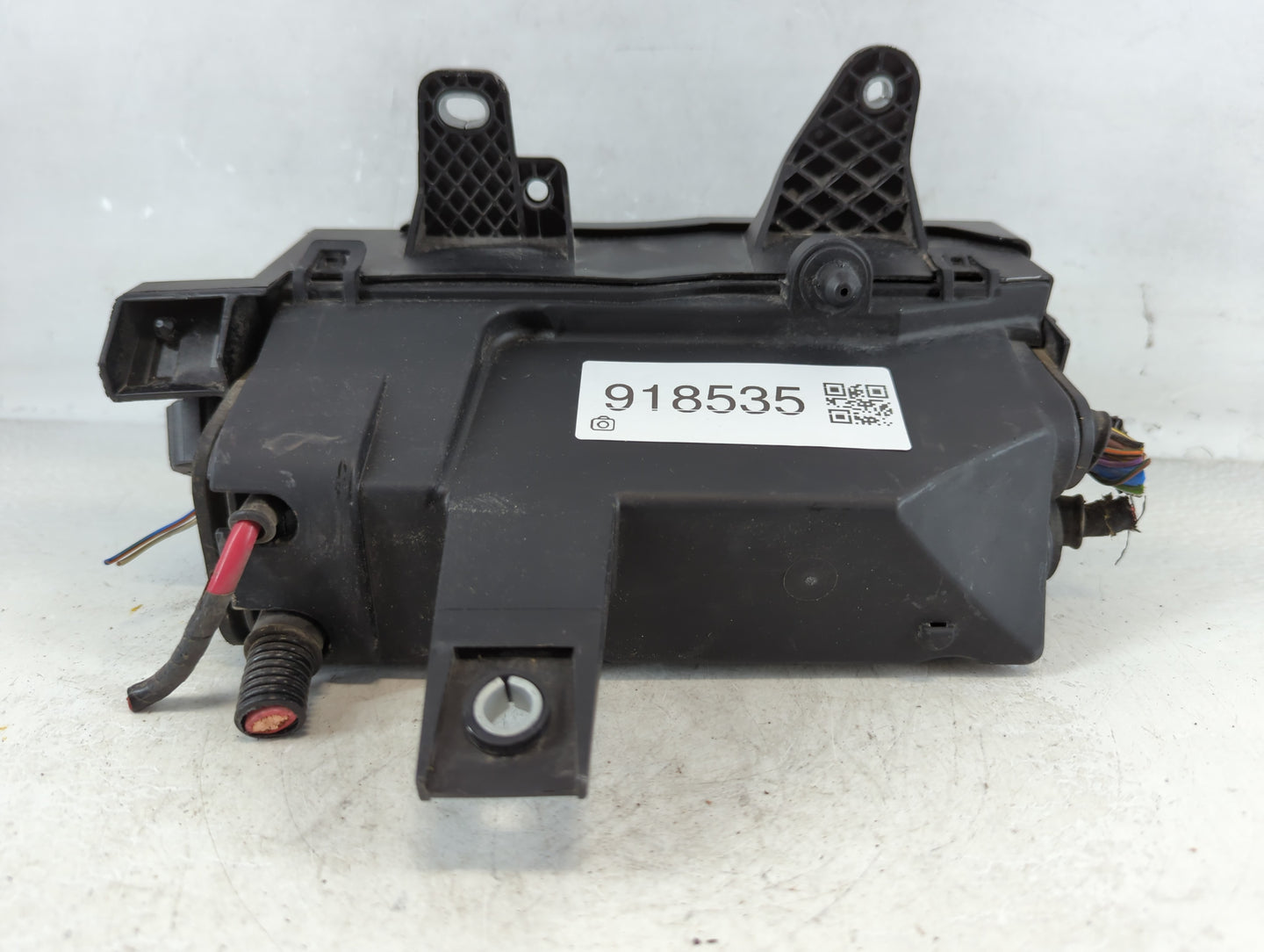 2019-2020 Jaguar F-Pace Fusebox Fuse Box Panel Relay Module P/N:GX73-14A076-AA Fits Fits 2019 2020 OEM Used Auto Parts - Oem