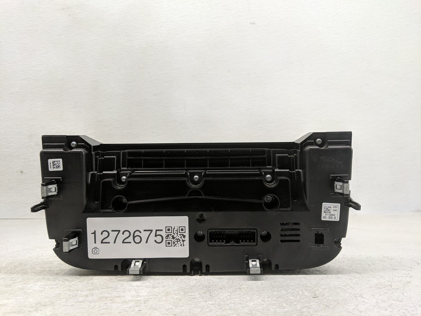 2019 Jaguar Xe Climate Control Module Temperature AC/Heater Replacement P/N:KX63-18C858-SB Fits Fits 2020 OEM Used Auto Part