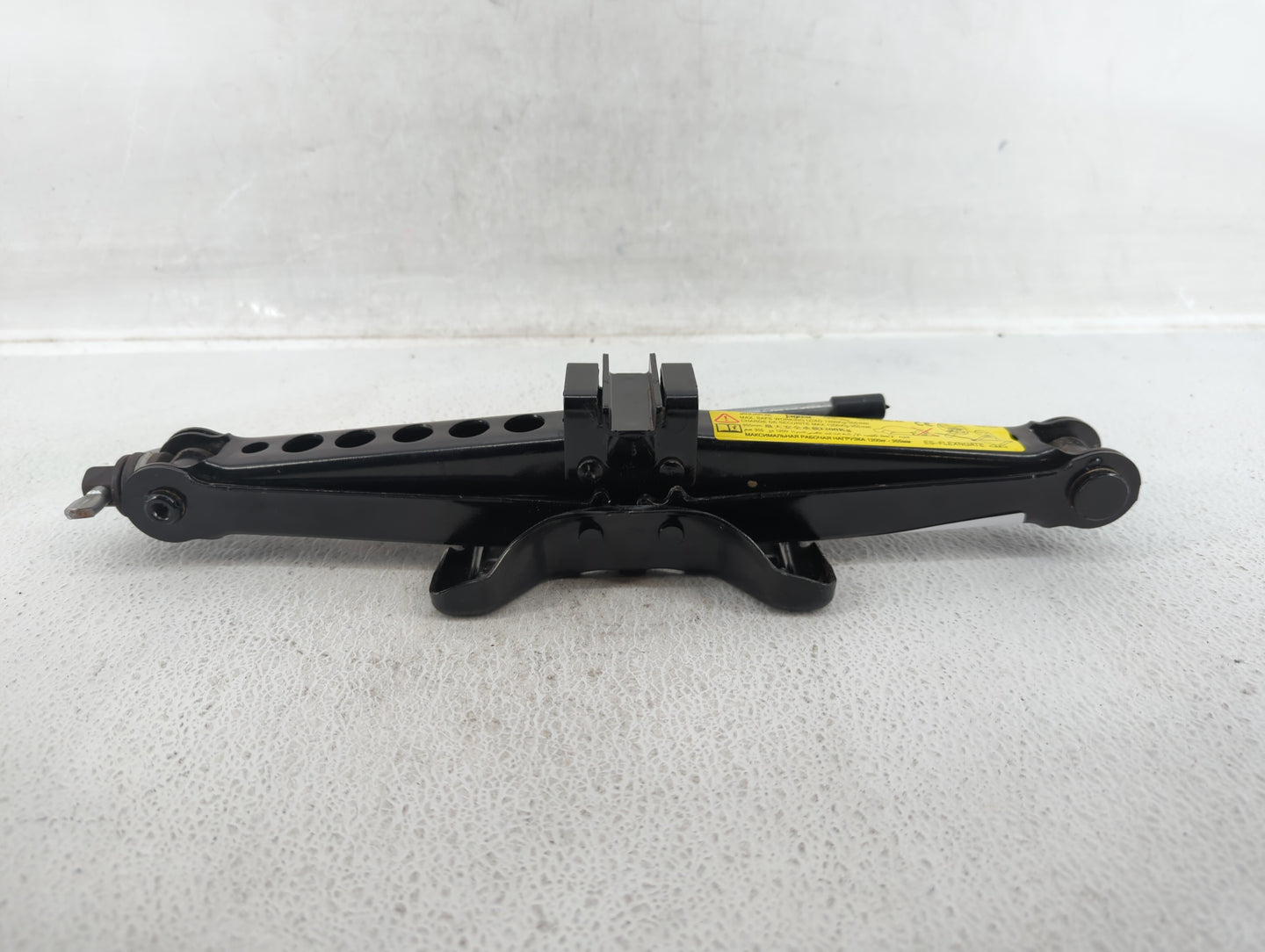 2019 Jaguar Xf Spare Scissor Car Jack - Oemusedautoparts1.com