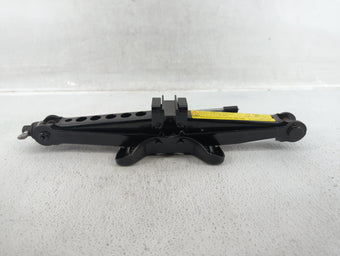 compare product 2019 Jaguar Xf Spare Scissor Car Jack