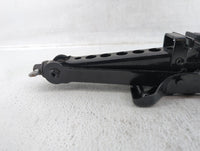 2019 Jaguar Xf Spare Scissor Car Jack 527245 - Oemusedautoparts1.com