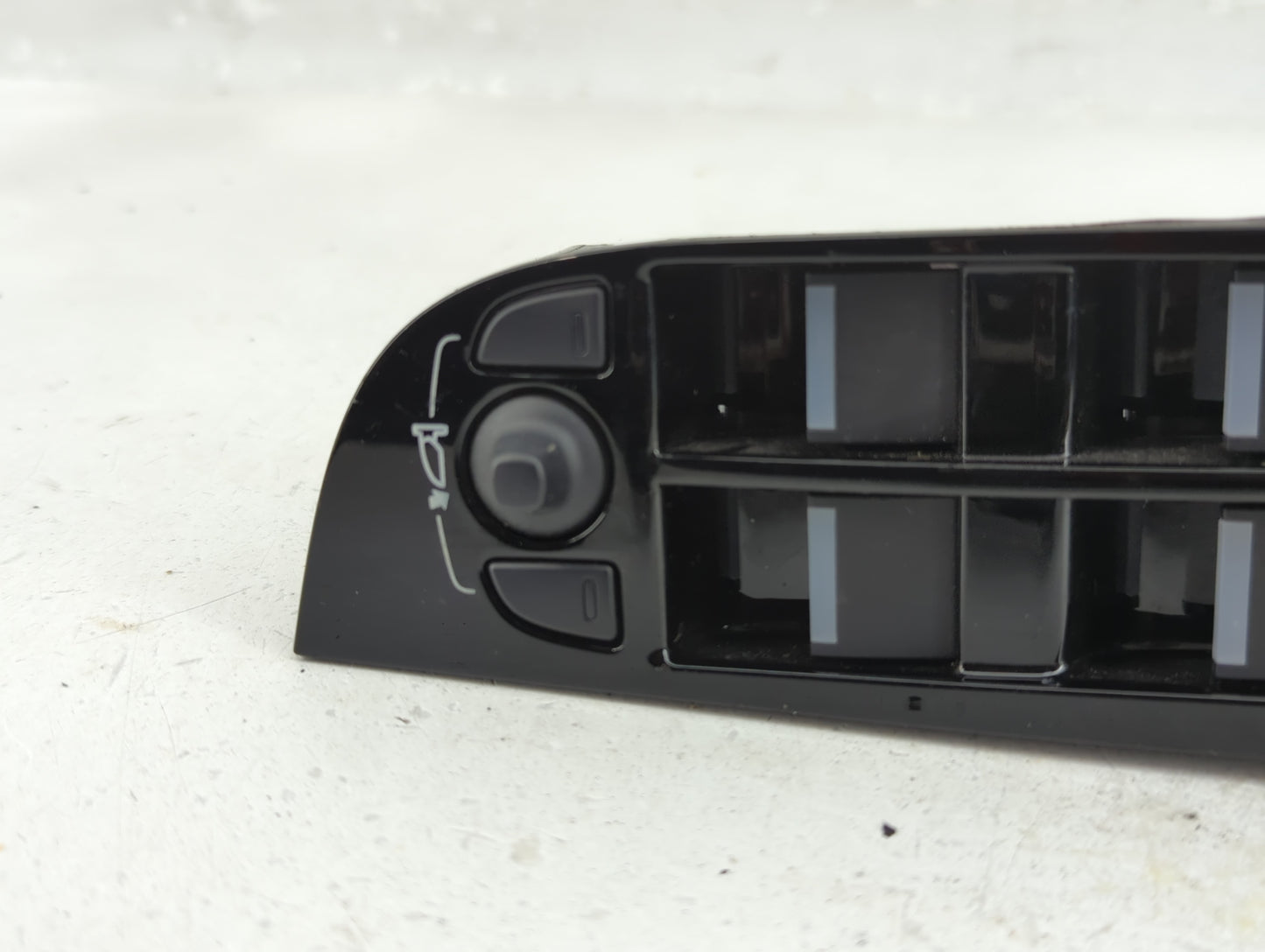 2018-2019 Jaguar Xj Master Power Window Switch Replacement Driver Side Left P/N:HK83-14540-AA Fits Fits 2017 2018 2019 2020 