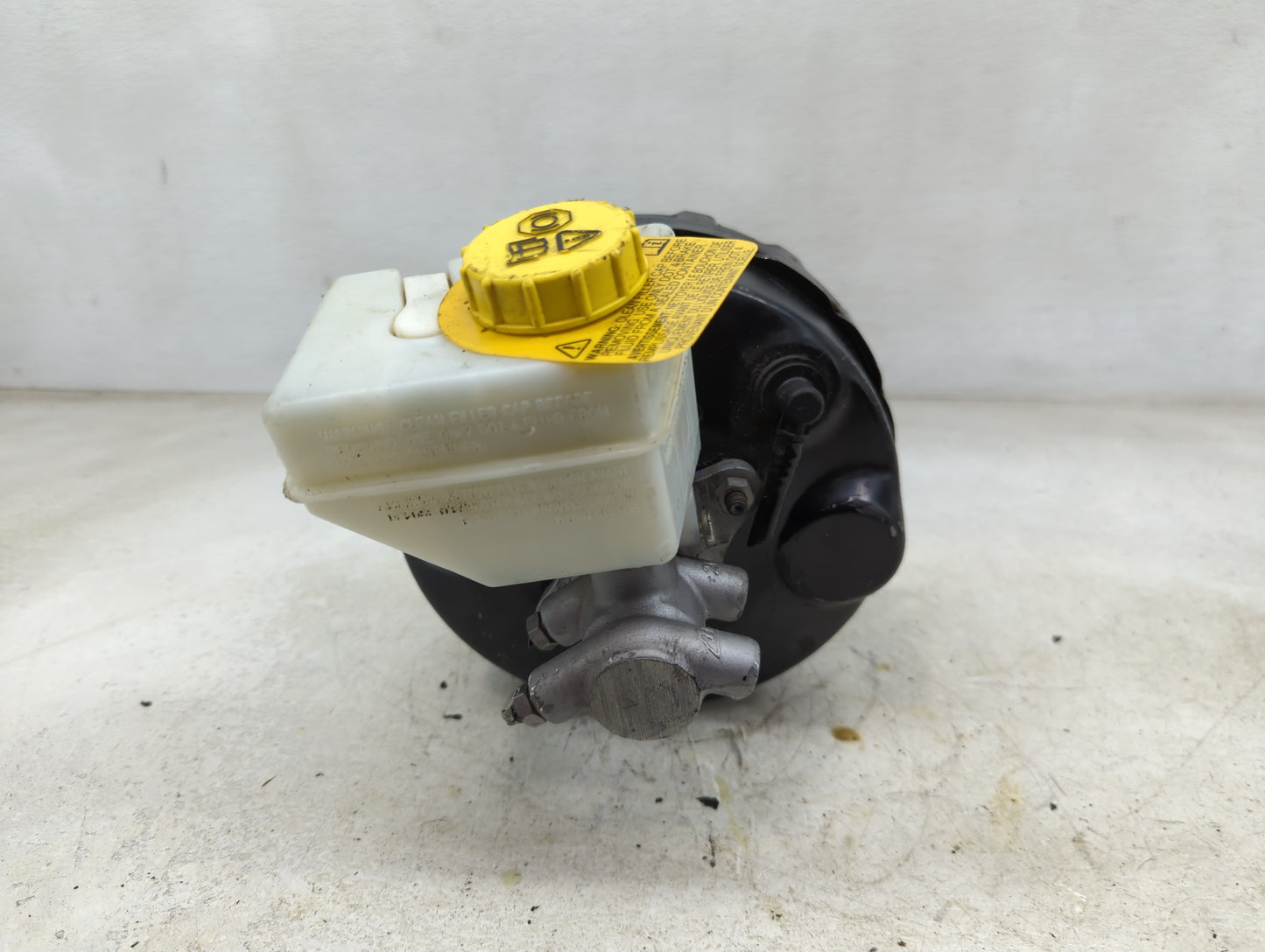 2013-2019 Jaguar Xj Power Brake Booster Oem 1450515 - Oemusedautoparts1.com