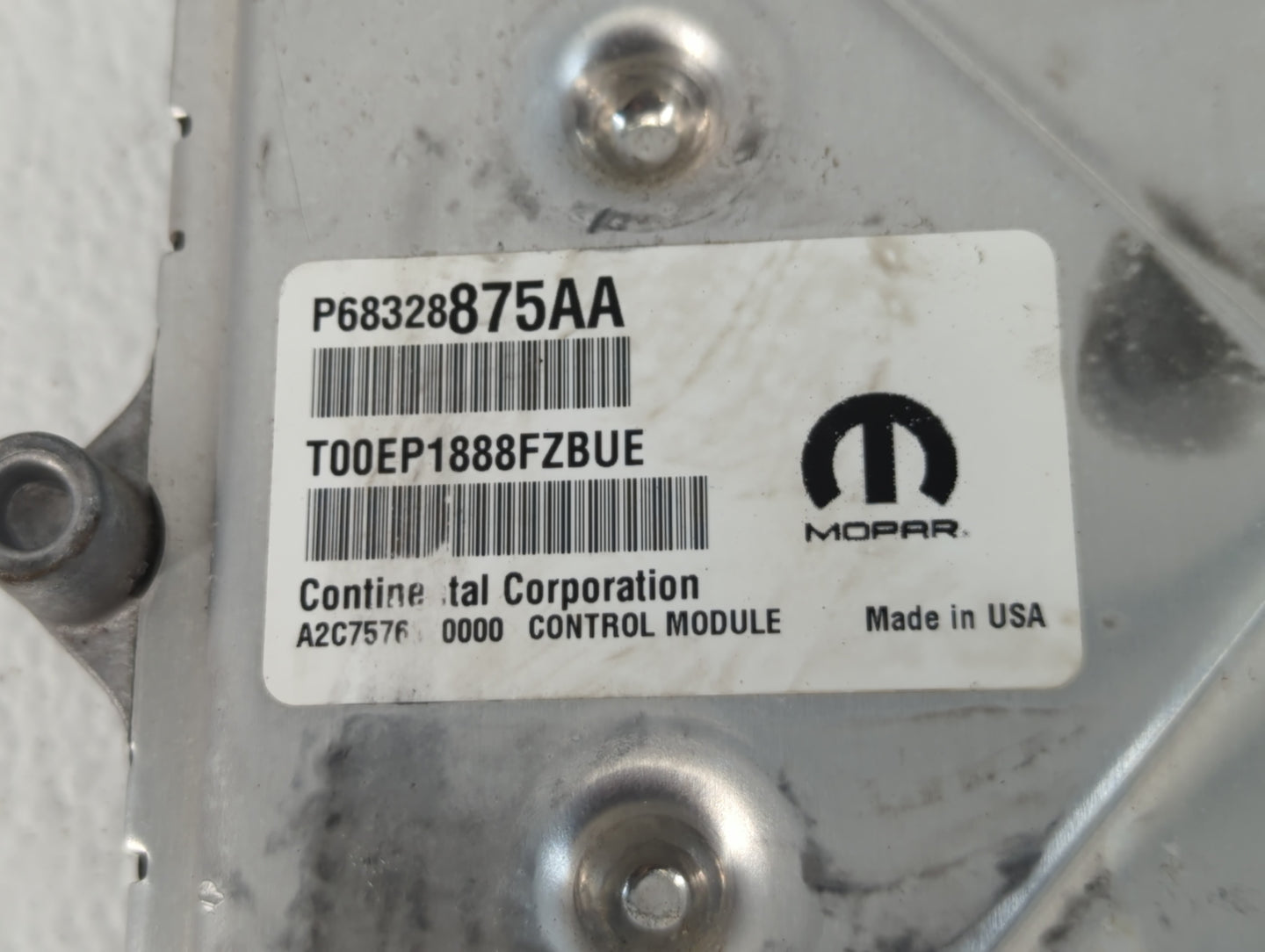 2019 Jeep Cherokee PCM Engine Control Computer ECU ECM PCU OEM P/N:P68328875AA Fits OEM Used Auto Parts - Oemusedautoparts1.