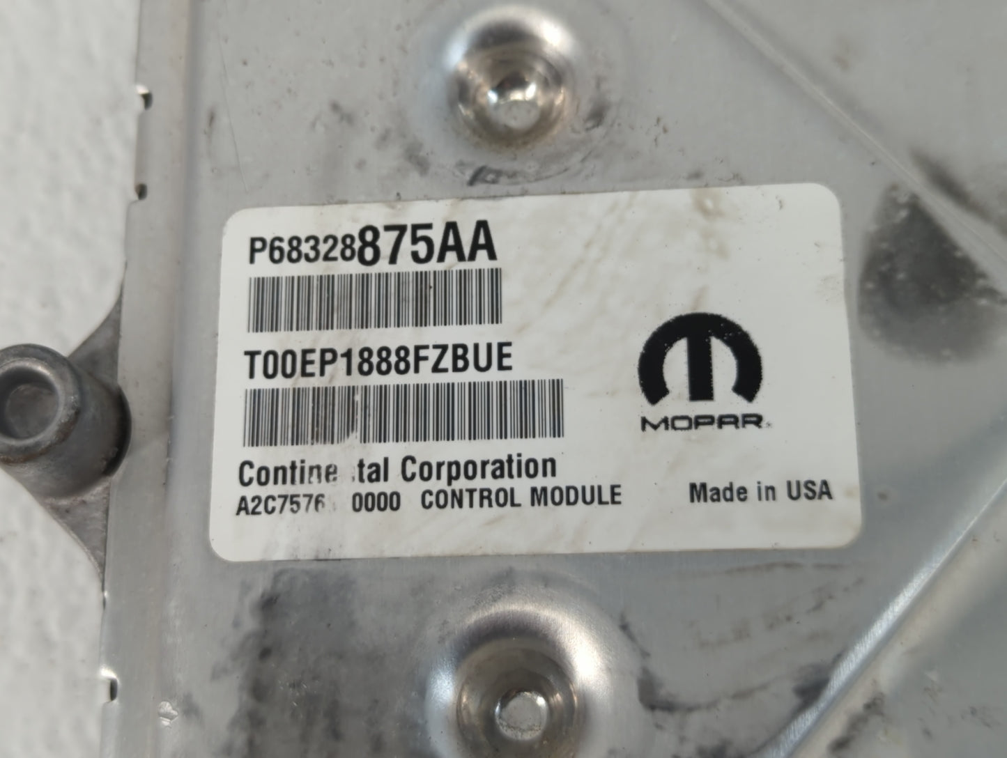 2019 Jeep Cherokee PCM Engine Control Computer ECU ECM PCU OEM P/N:P68328875AA Fits OEM Used Auto Parts - Oemusedautoparts1.