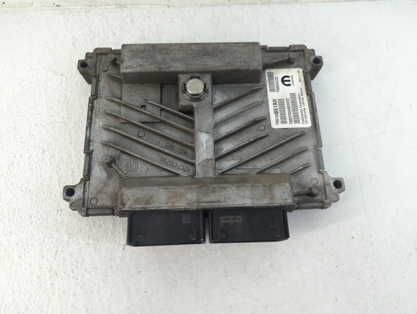 2019-2021 Jeep Cherokee PCM Engine Control Computer ECU ECM PCU OEM P/N:P05150861AH Fits Fits 2019 2020 2021 2022 OEM Used A