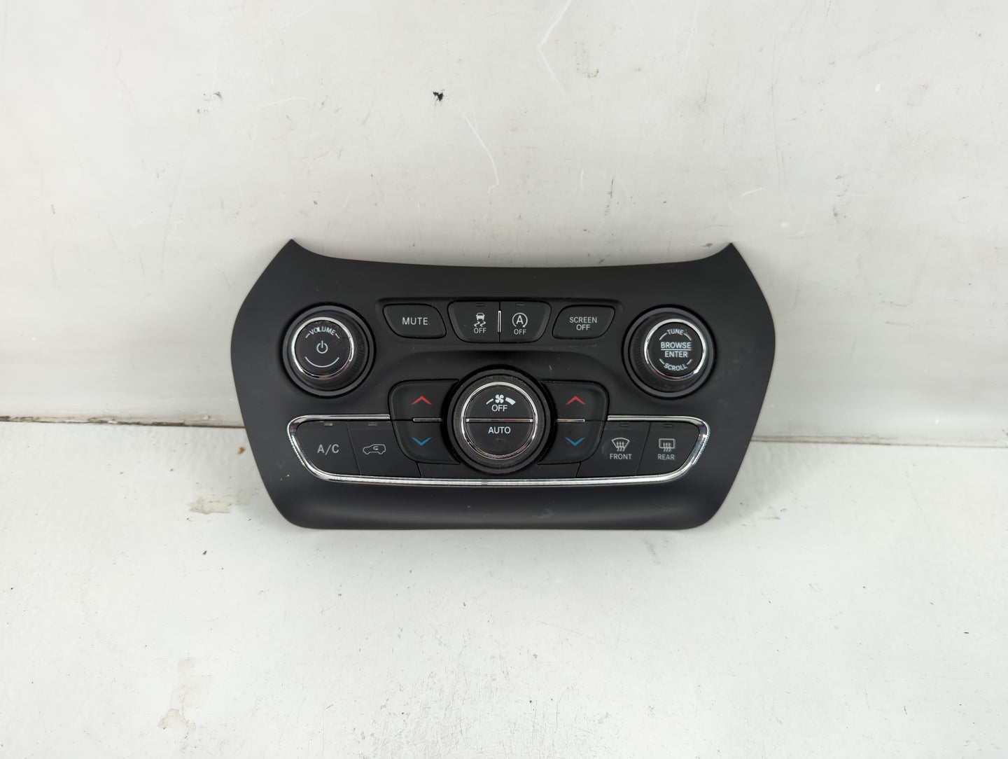 2019-2022 Jeep Cherokee Climate Control Module Temperature AC/Heater Replacement P/N:68285942AD Fits Fits 2019 2020 2021 202