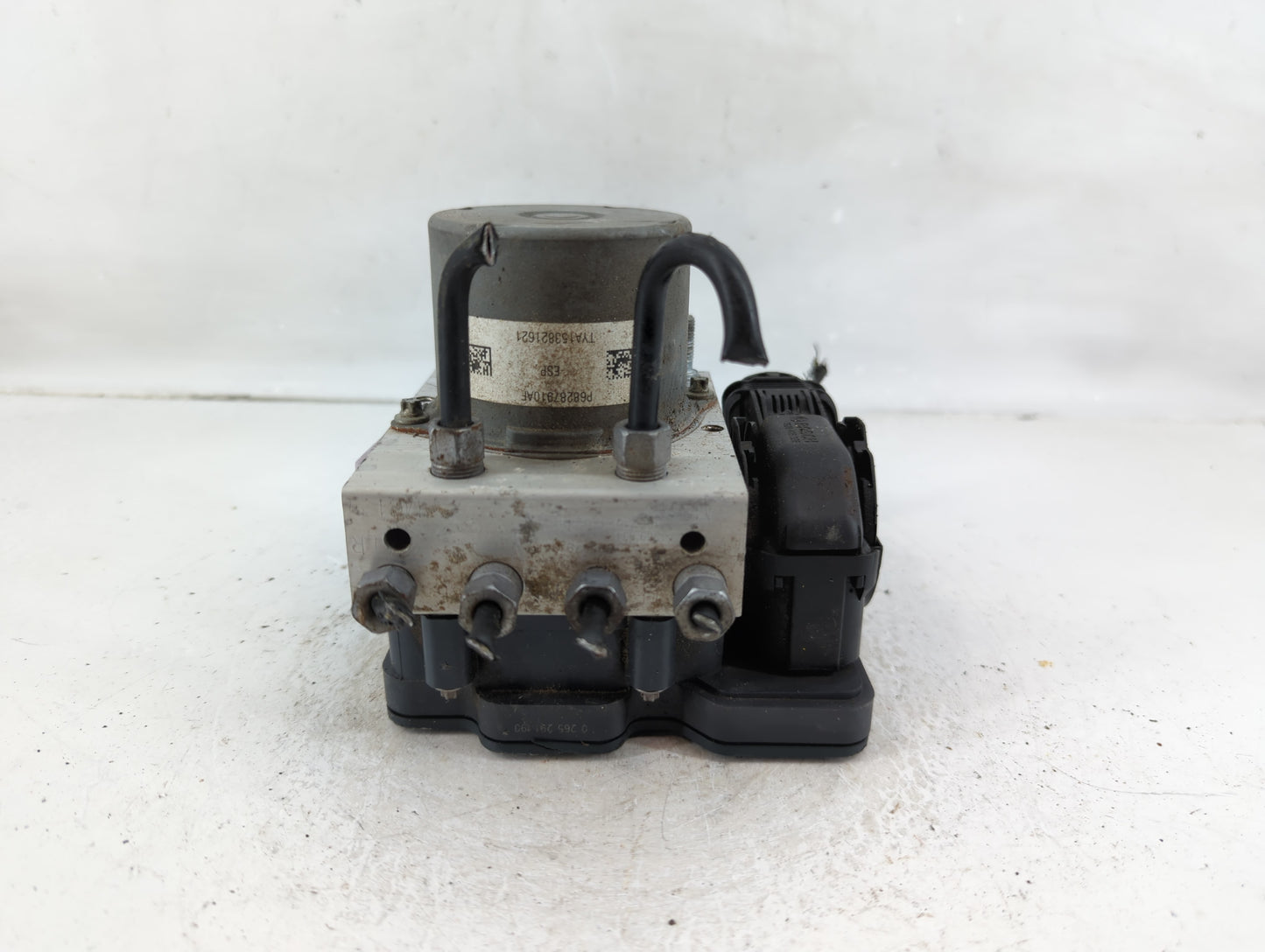 2019 Jeep Cherokee ABS Pump Control Module Replacement P/N:P68287910AF Fits OEM Used Auto Parts - Oemusedautoparts1.com