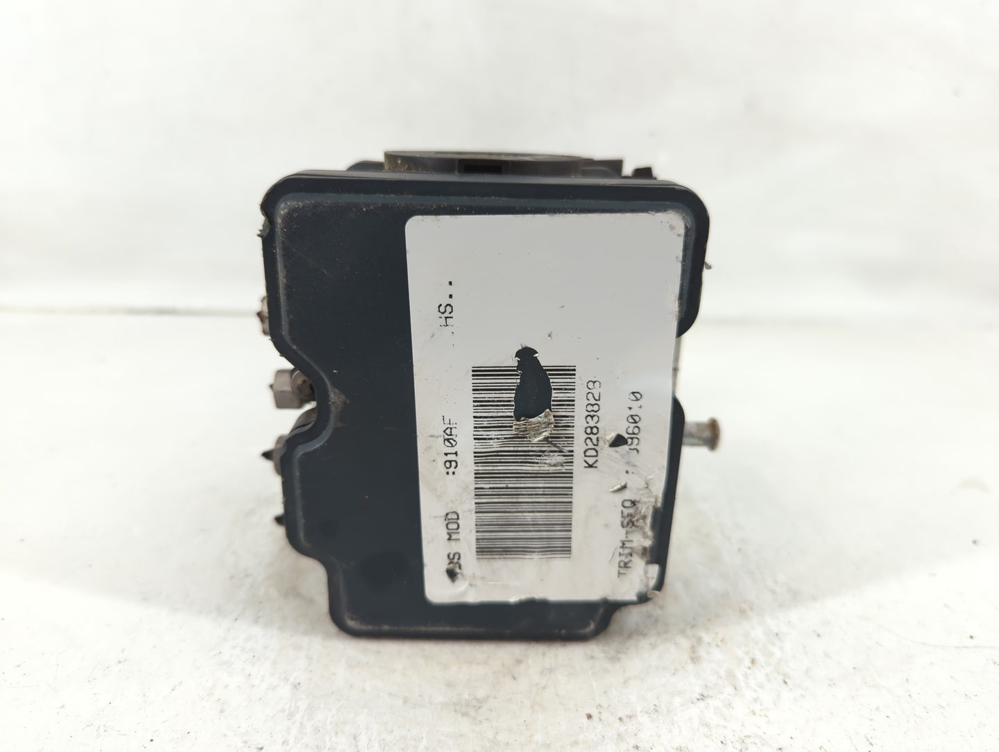 2019 Jeep Cherokee ABS Pump Control Module Replacement P/N:P68287910AF Fits OEM Used Auto Parts - Oemusedautoparts1.com