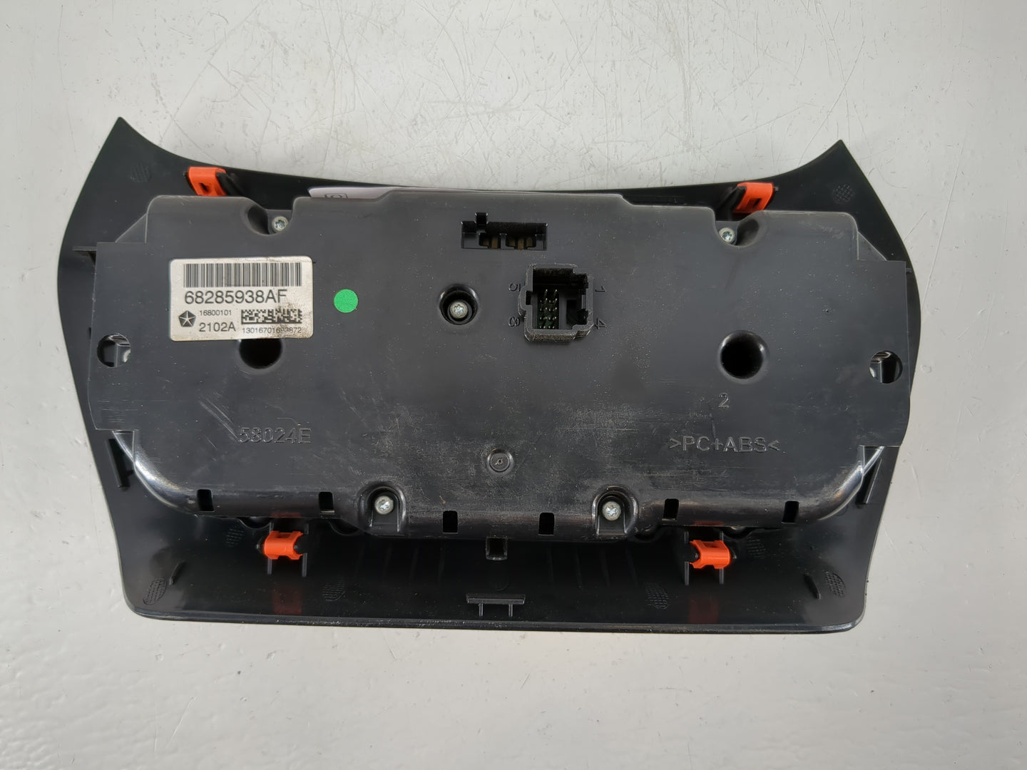 2019-2022 Jeep Cherokee Climate Control Module Temperature AC/Heater Replacement P/N:68285938AF Fits Fits 2019 2020 2021 202