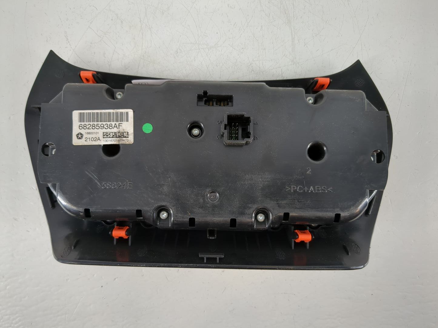 2019-2022 Jeep Cherokee Climate Control Module Temperature AC/Heater Replacement P/N:68285938AF Fits Fits 2019 2020 2021 202