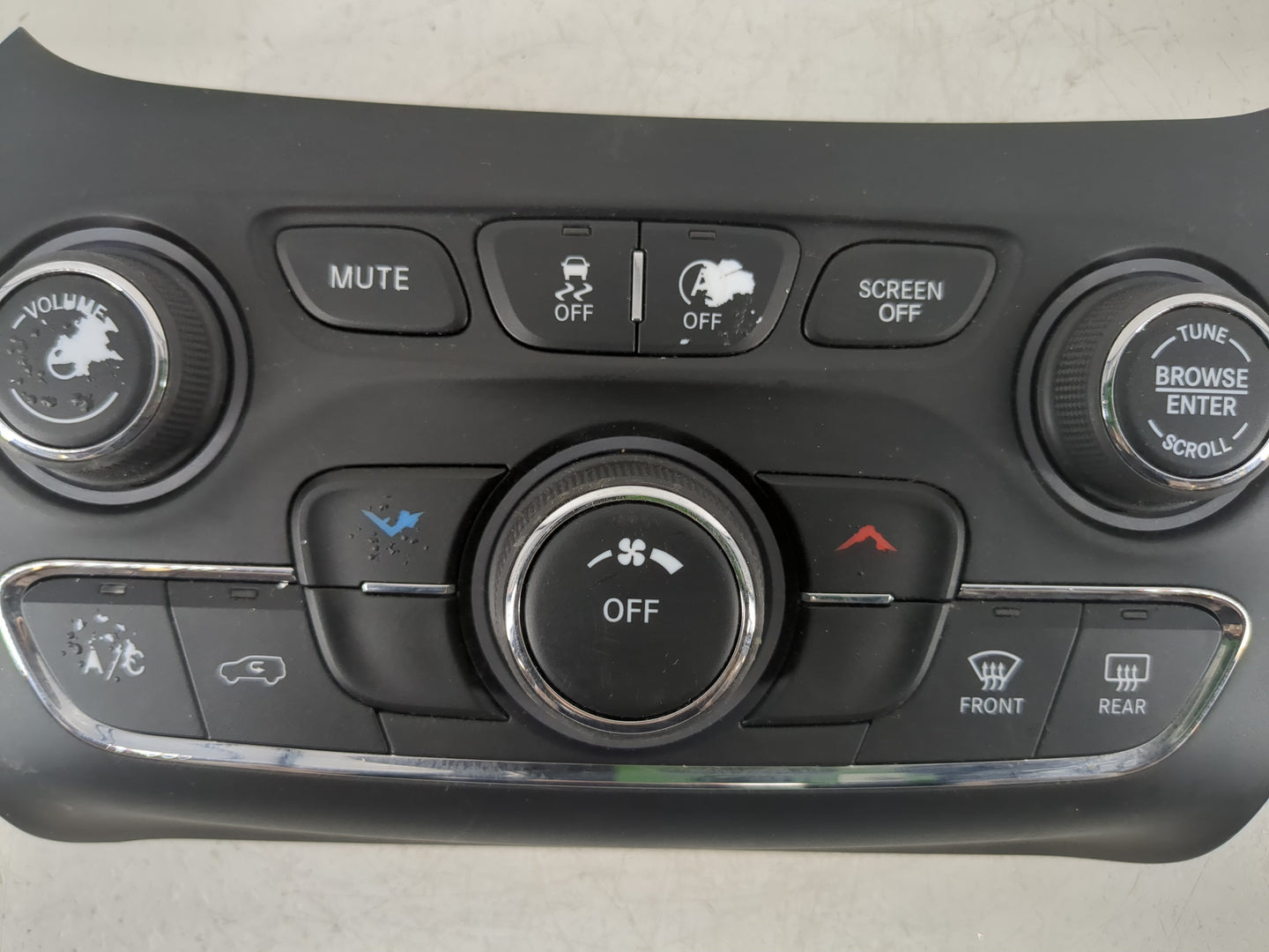 2019-2022 Jeep Cherokee Climate Control Module Temperature AC/Heater Replacement P/N:68285938AD Fits Fits 2019 2020 2021 202