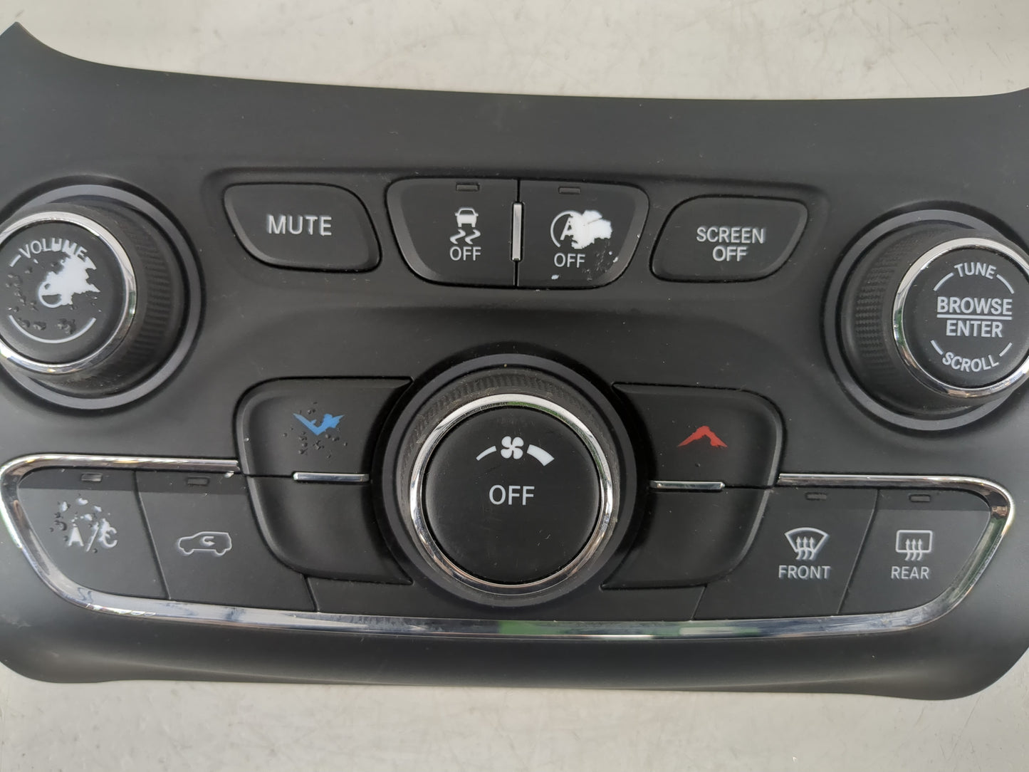 2019-2022 Jeep Cherokee Climate Control Module Temperature AC/Heater Replacement P/N:68285938AD Fits Fits 2019 2020 2021 202