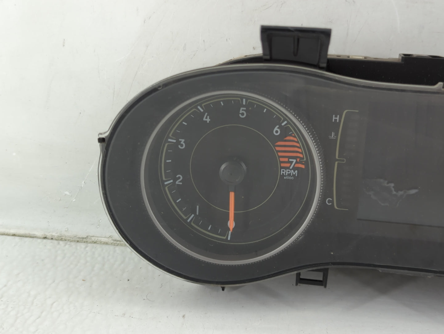 2019 Jeep Cherokee Instrument Cluster Speedometer Gauges P/N:P68379607AE Fits OEM Used Auto Parts - Oemusedautoparts1.com