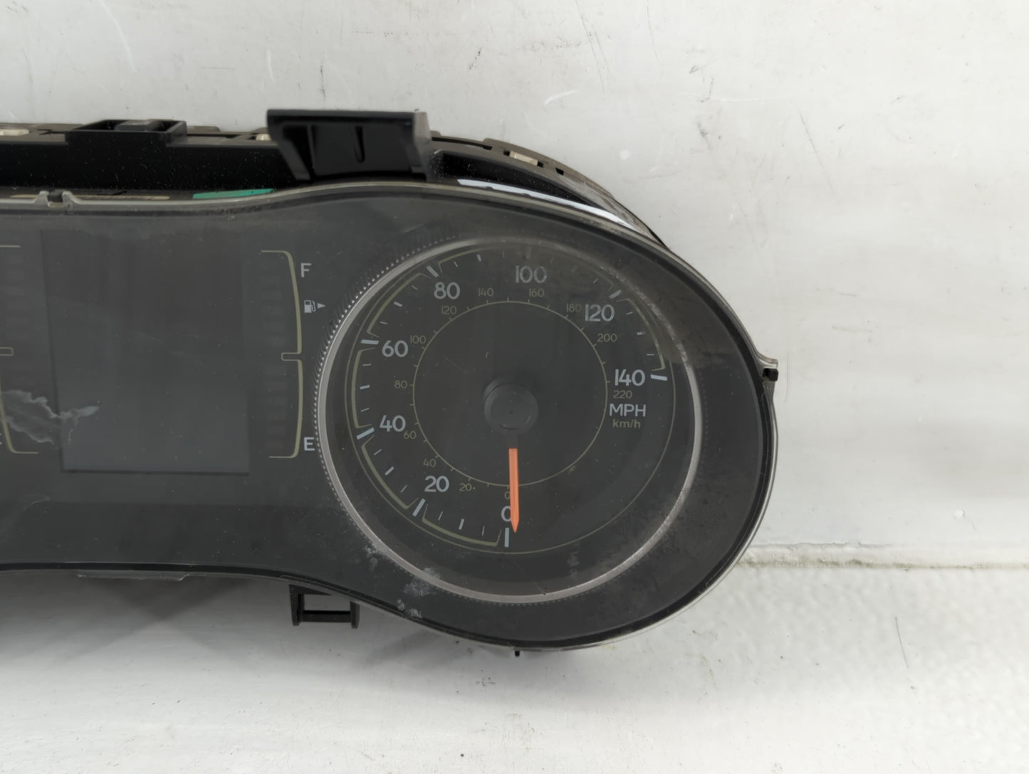 2019 Jeep Cherokee Instrument Cluster Speedometer Gauges P/N:P68379607AE Fits OEM Used Auto Parts - Oemusedautoparts1.com