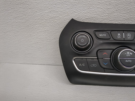 2019-2022 Jeep Cherokee Climate Control Module Temperature AC/Heater Replacement P/N:68285942AC Fits Fits 2019 2020 2021 2022 OEM Used Auto Parts