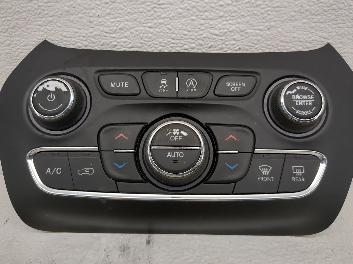 2019-2022 Jeep Cherokee Climate Control Module Temperature AC/Heater Replacement P/N:68285942AD Fits Fits 2019 2020 2021 202