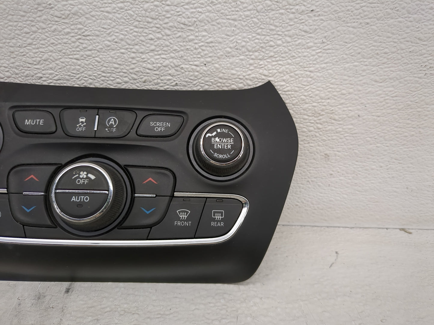 2019-2022 Jeep Cherokee Climate Control Module Temperature AC/Heater Replacement P/N:68285942AD Fits Fits 2019 2020 2021 202