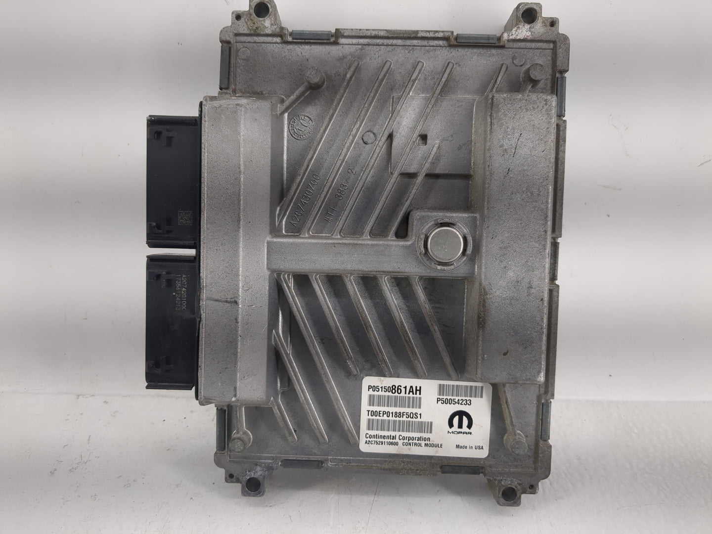 2019-2021 Jeep Cherokee PCM Engine Control Computer ECU ECM PCU OEM P/N:P05150861AH Fits Fits 2019 2020 2021 2022 OEM Used A