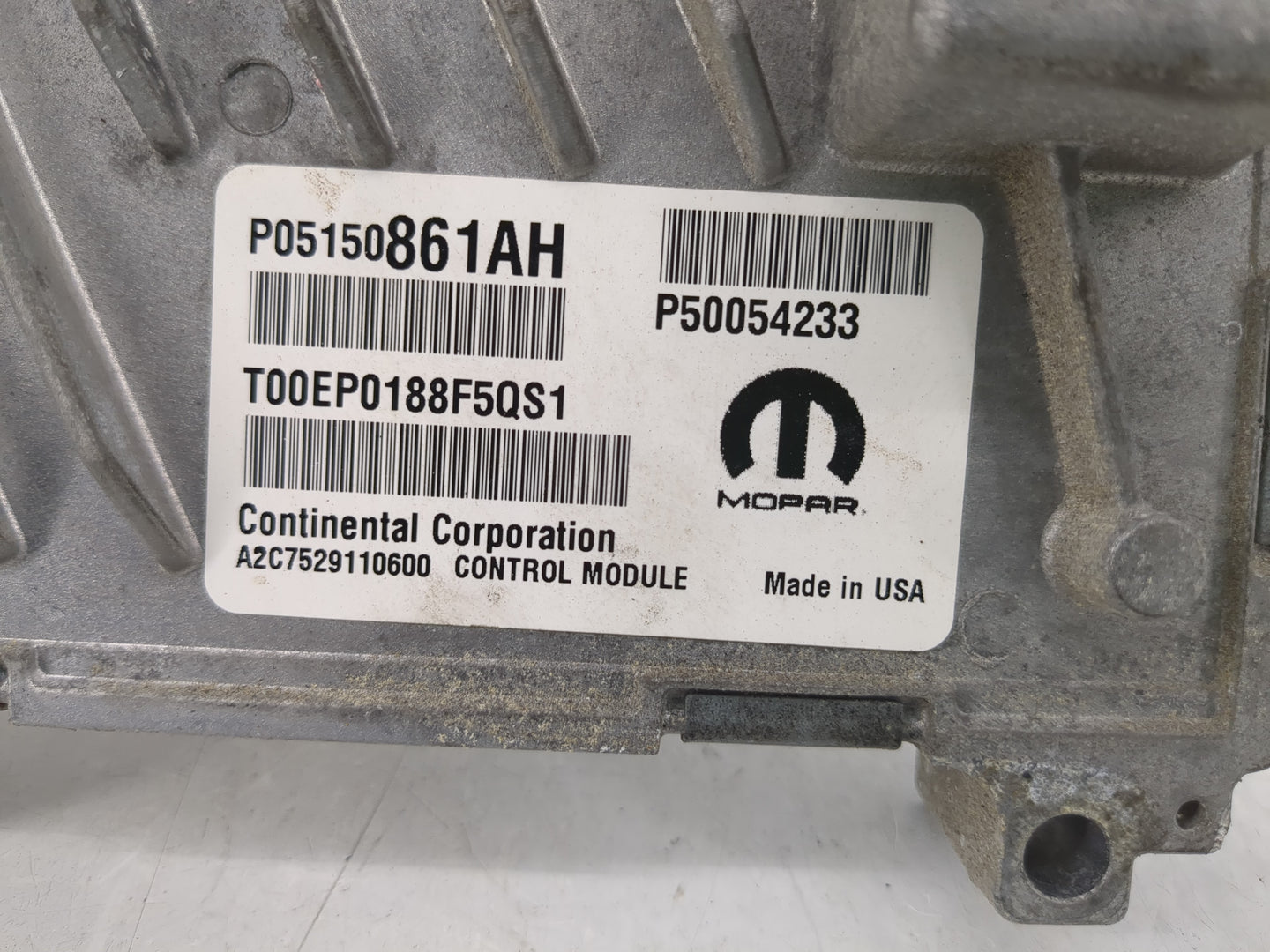 2019-2021 Jeep Cherokee PCM Engine Control Computer ECU ECM PCU OEM P/N:P05150861AH Fits Fits 2019 2020 2021 2022 OEM Used A