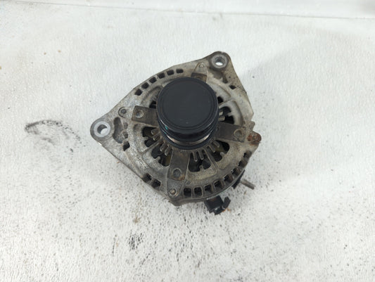 2019-2022 Jeep Cherokee Alternator Replacement Generator Charging Assembly Engine OEM P/N:TN104211-0870 68292144AB Fits OEM Used Auto Parts