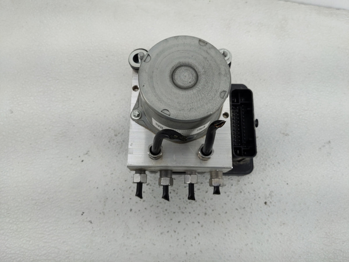 2019 Jeep Cherokee Anti-Lock Brake ABS Pump Module Actuator OEM P/N:P68293541AB Fits OEM Used Auto Parts - Oemusedautoparts1