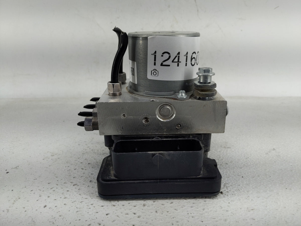 2019 Jeep Cherokee Anti-Lock Brake ABS Pump Module Actuator OEM P/N:P68293541AB Fits OEM Used Auto Parts - Oemusedautoparts1