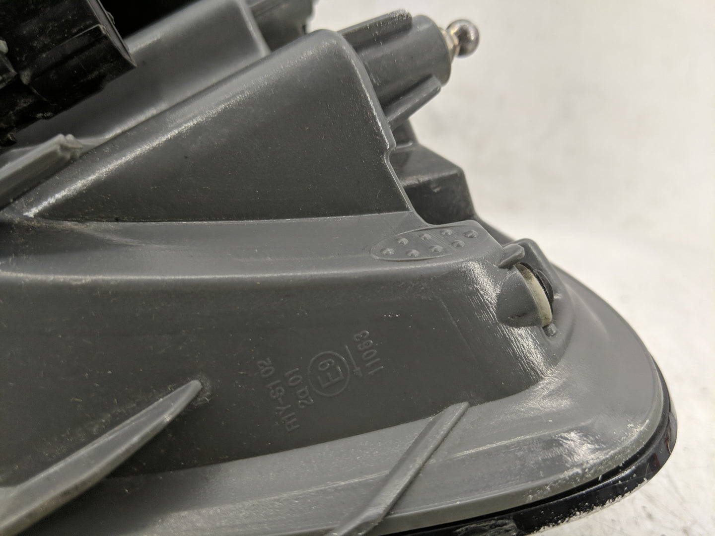 2019 Jeep Cherokee Tail Light Assembly Driver Left OEM Fits OEM Used Auto Parts - Oemusedautoparts1.com