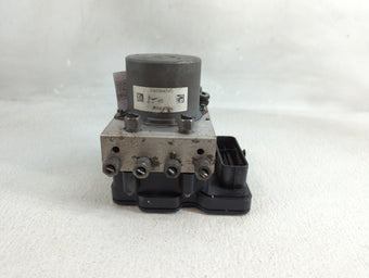 compare product 2019 Jeep Cherokee Anti-Lock Brake ABS Pump Module Actuator OEM P/N:P68287910AF Fits OEM Used Auto Parts