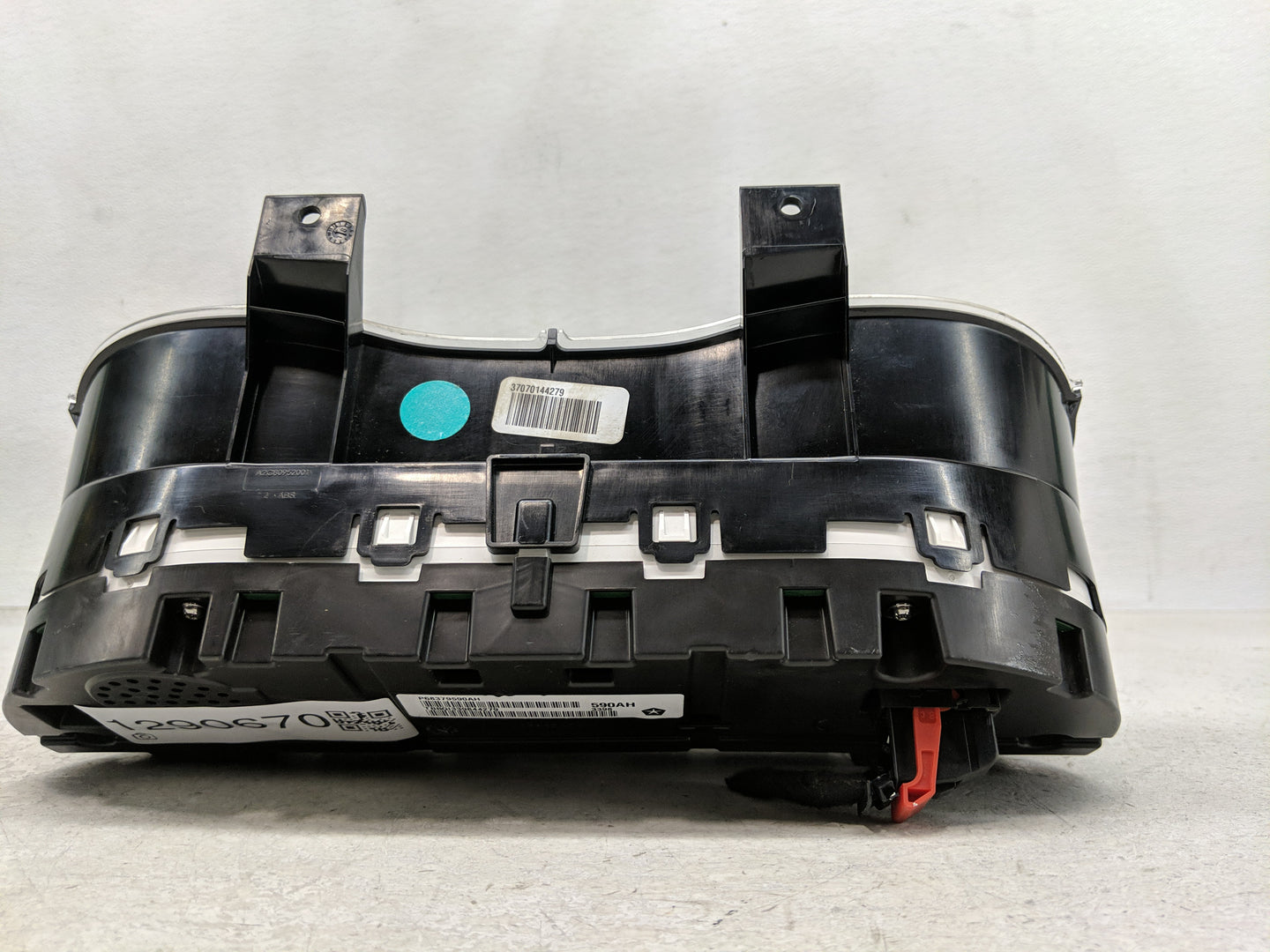 2019 Jeep Cherokee Instrument Cluster Speedometer Gauges P/N:P68379590AH Fits OEM Used Auto Parts - Oemusedautoparts1.com