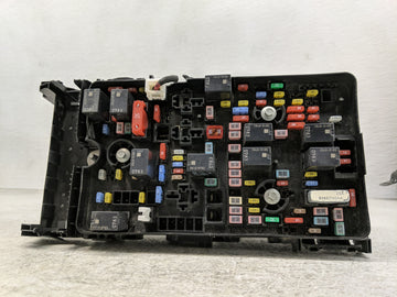 2019 Jeep Cherokee Fusebox Fuse Box Panel Relay Module P/N:68351951 AC Fits OEM Used Auto Parts - Oemusedautoparts1.com