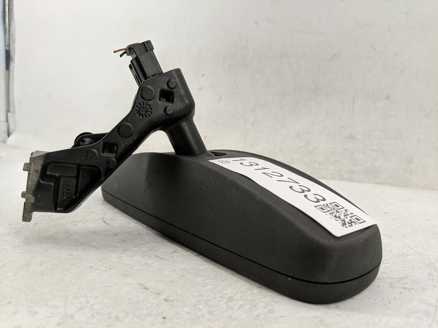2019-2022 Jeep Cherokee Interior Rear View Mirror Replacement OEM P/N:68333750AA Fits Fits 2019 2020 2021 2022 OEM Used Auto