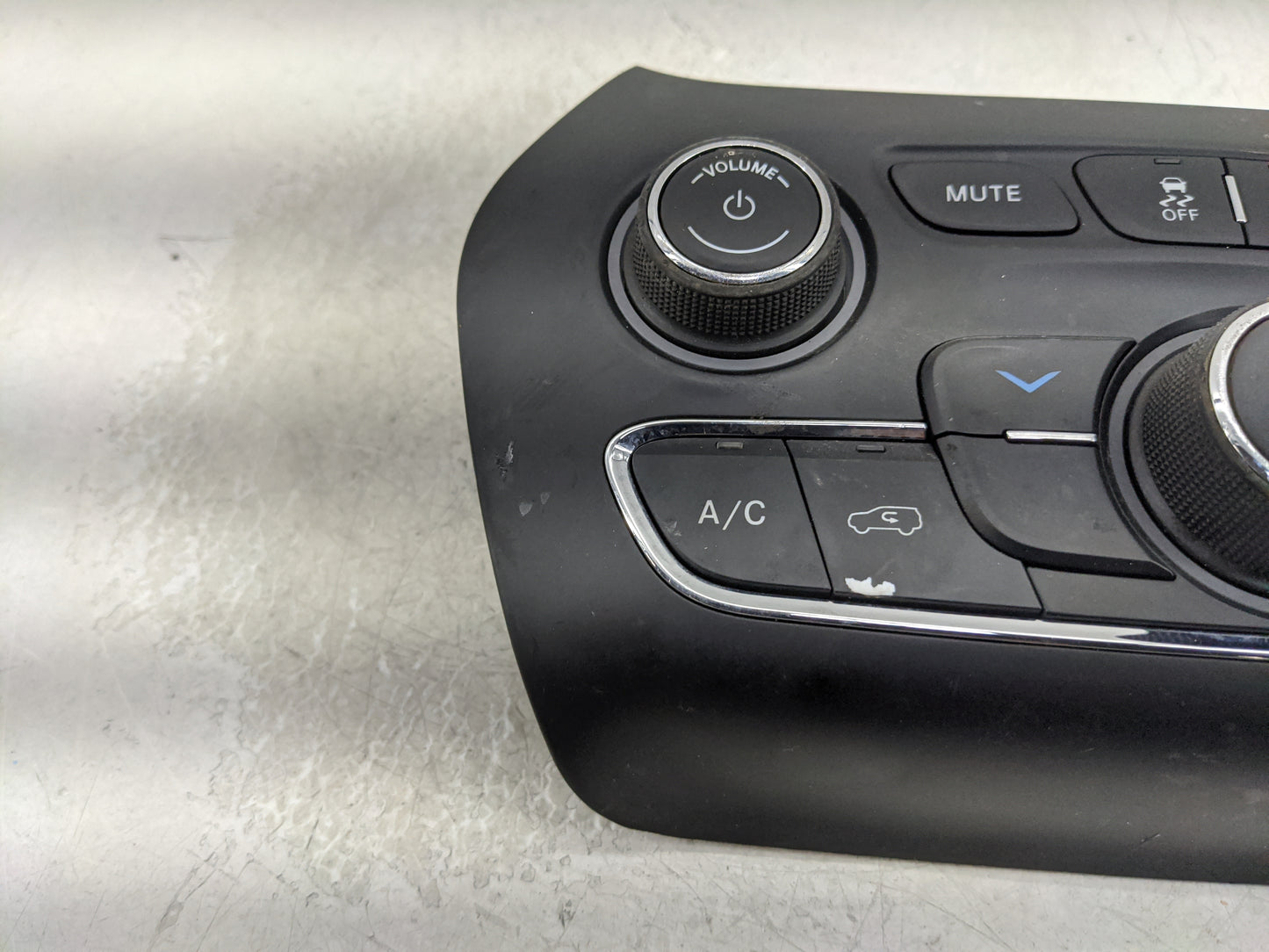 2019-2022 Jeep Cherokee Climate Control Module Temperature AC/Heater Replacement P/N:68285938AC Fits Fits 2019 2020 2021 202