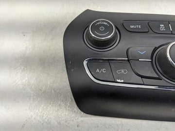 2019-2022 Jeep Cherokee Climate Control Module Temperature AC/Heater Replacement P/N:68285938AC Fits Fits 2019 2020 2021 2022 OEM Used Auto Parts